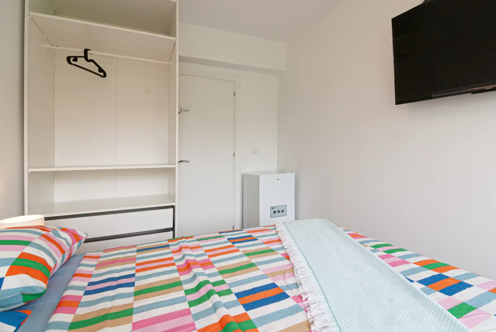 Schlafzimmer von Wohnung zur untervermieten in Madrid mit Heizung, Möbliert und Waschmaschine