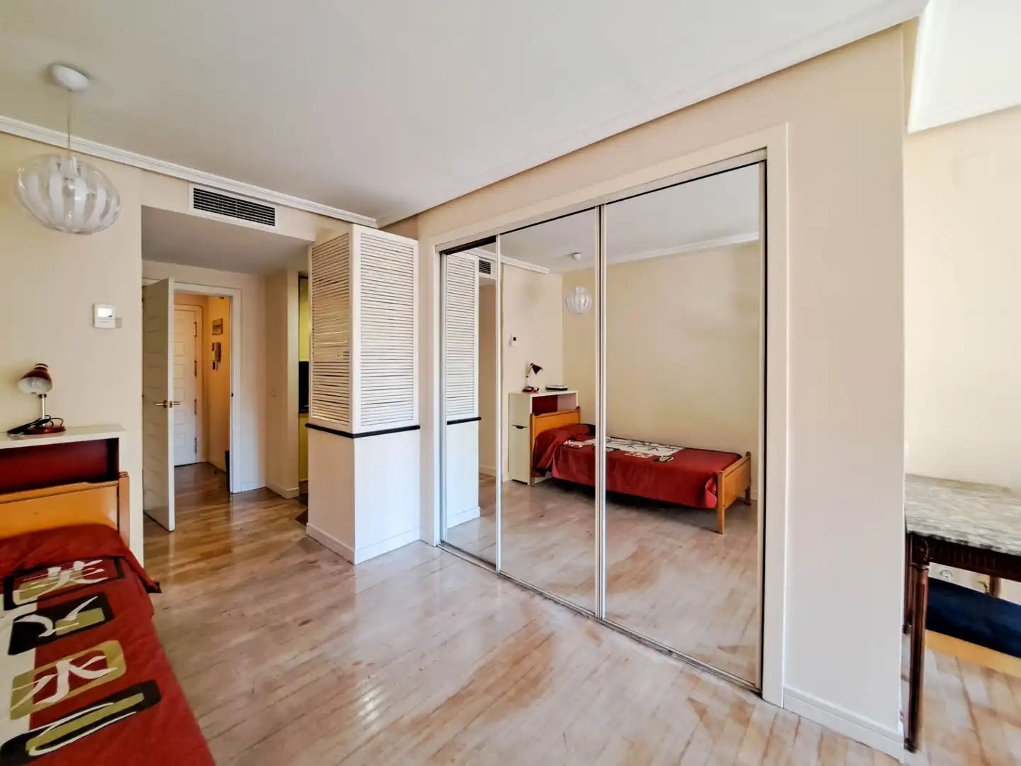 Dormitori de Estudi en venda en Madrid amb Aire condicionat, Calefacció i Parquet