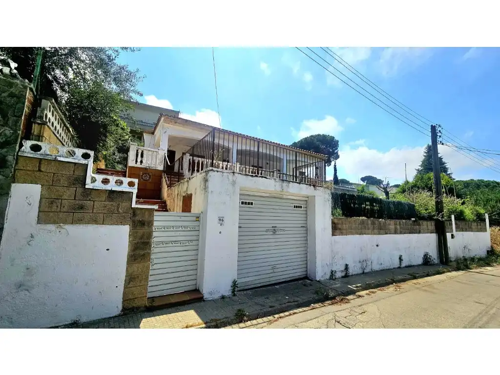 Houses for sale in Paseo Gran Circumval.Lacio (Mas, Mas Mora - Sant Daniel