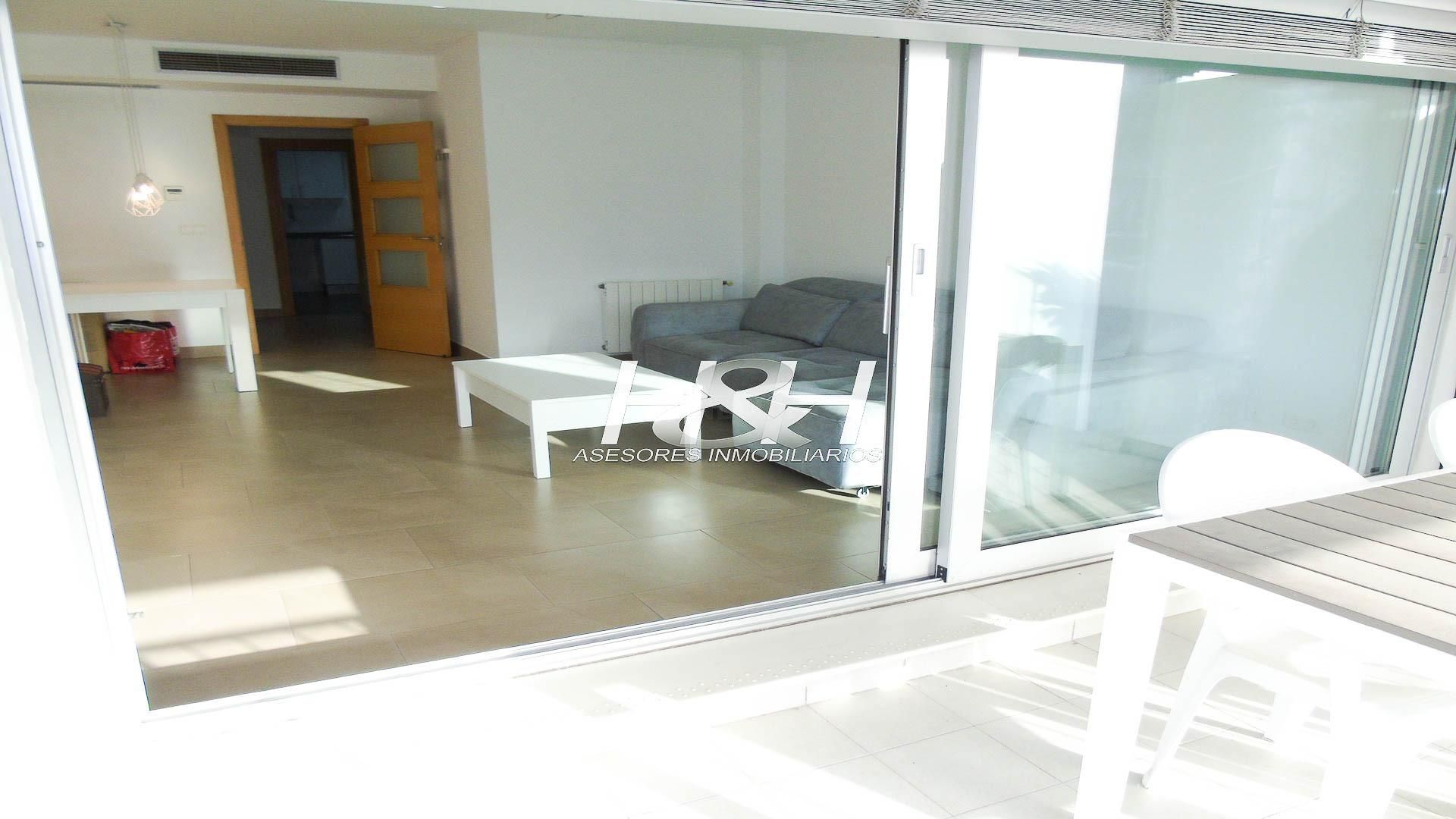 Sala d'estar de Àtic en venda en Burjassot amb Aire condicionat, Calefacció i Terrassa