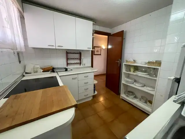 Kitchen of Flat for rent in Alicante / Alacant  with Terrace, Furnished and Balcony