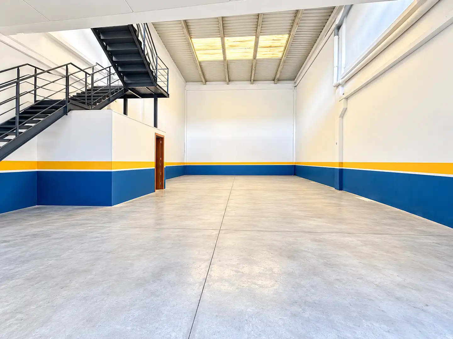 Industrial building for sale in Calle la Venta 11, imagen 4