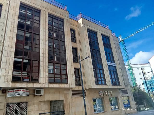 Local comercial en Venta en Calle Julián Ceballos en Centro