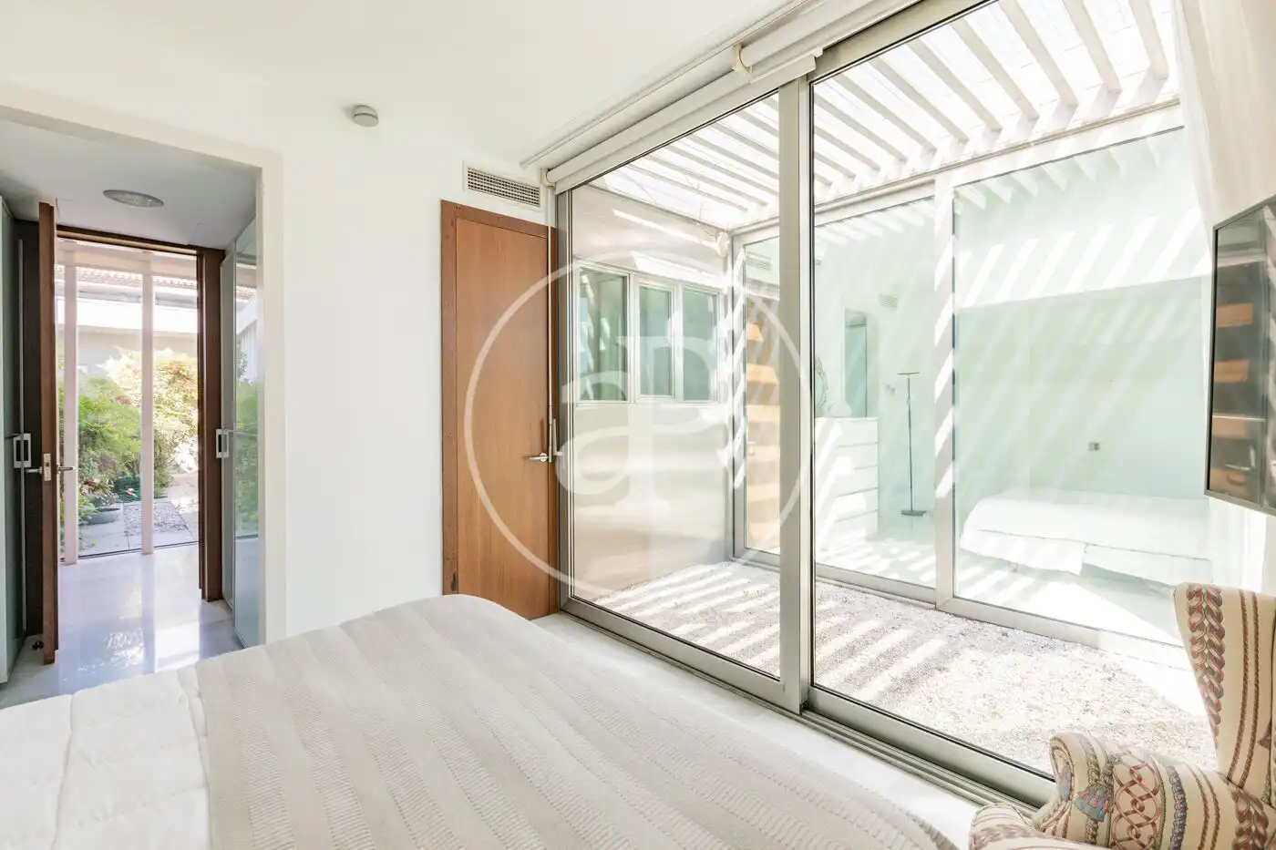 Houses for sale in Madrid  with Air Conditioner, Heating and Private garden