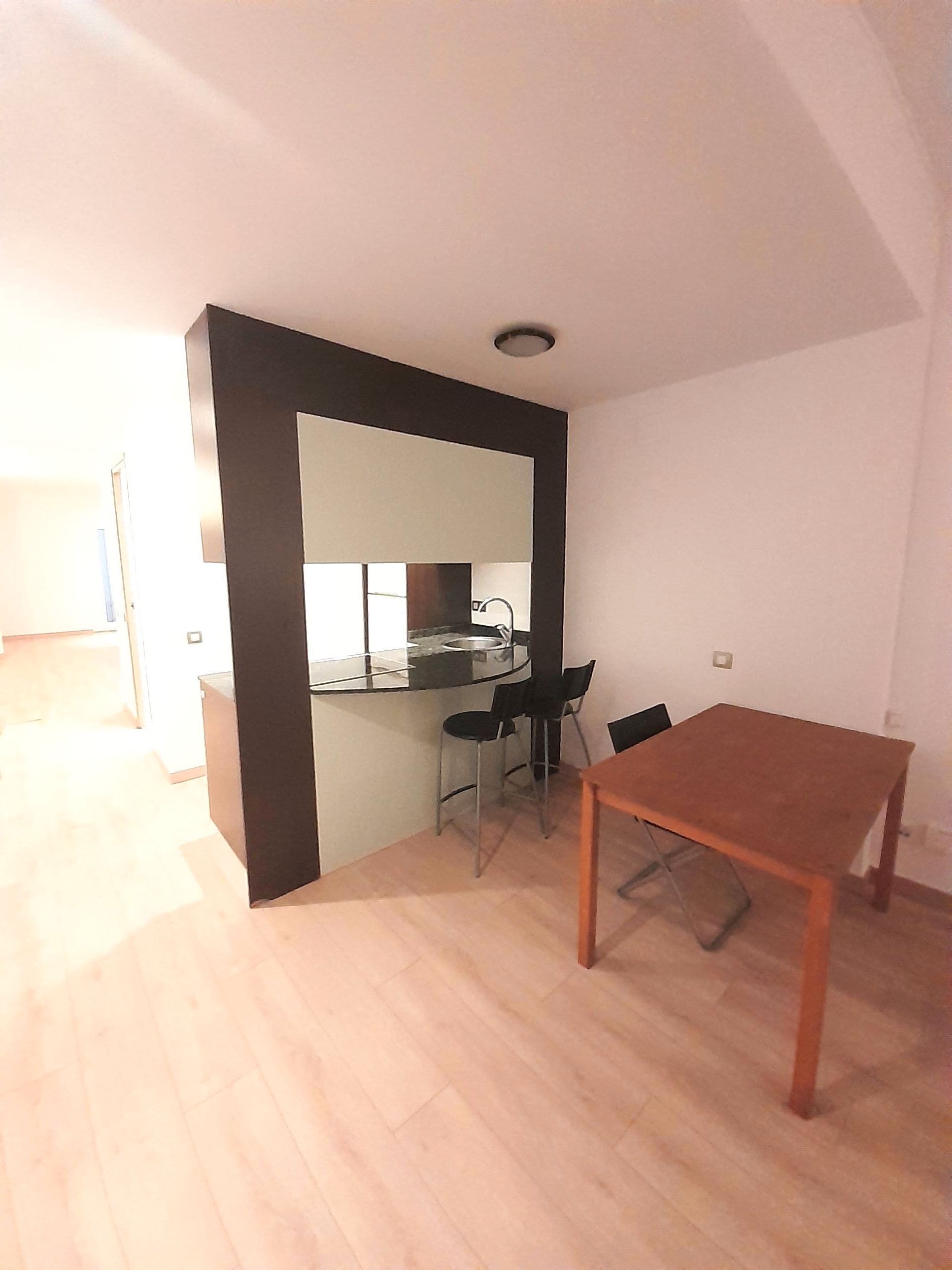 Kitchen of Study for sale in  Barcelona Capital  with Oven, Washing machine and Microwave