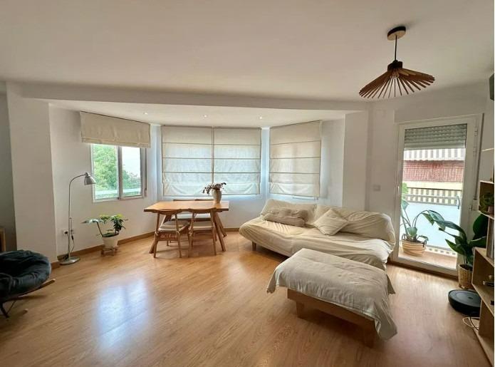 Photo 1 of Flat to rent in Benalúa, Alicante