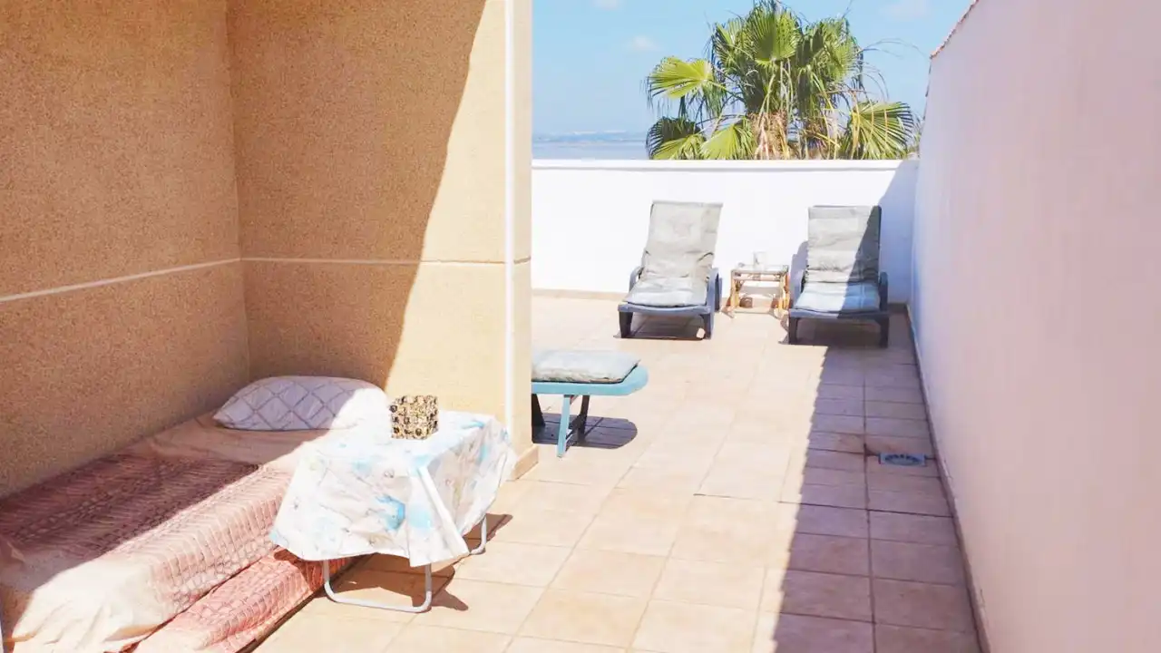 Terrassa de Casa o xalet en venda en Torrevieja amb Piscina