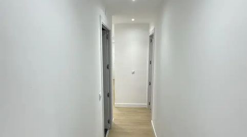 Foto 3 de Piso en venta en Calle del Estroncio, 11, Los Rosales, Madrid Capital