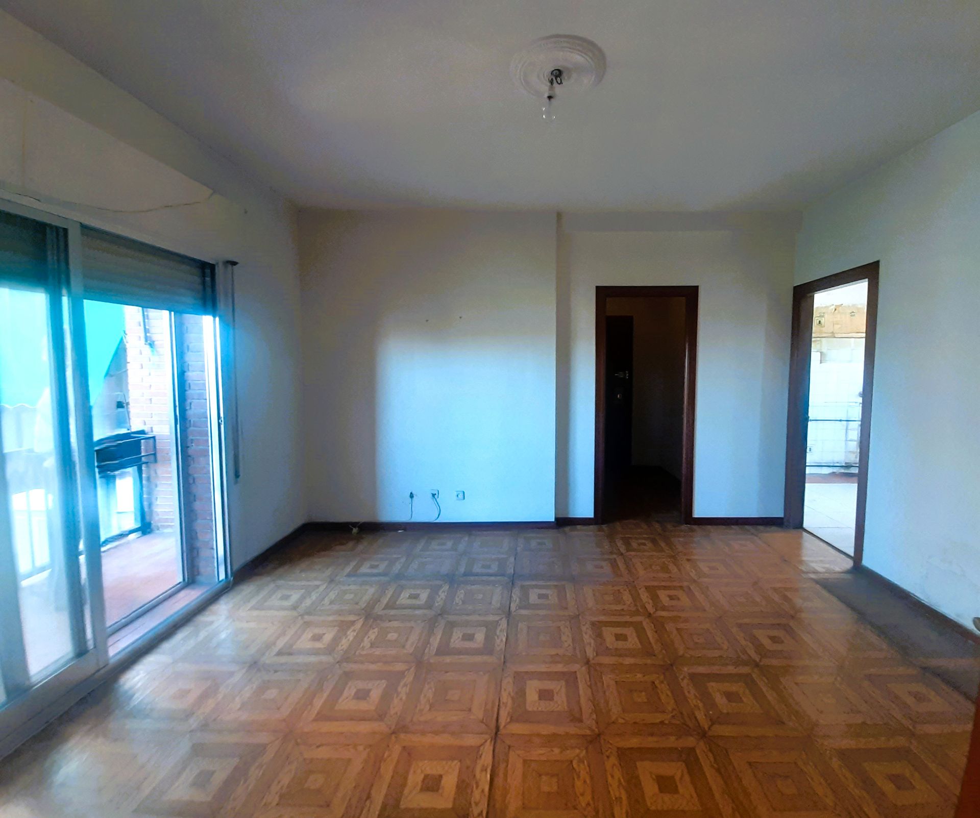 Bedroom of Flat for sale in  Madrid Capital  with Heating, Parquet flooring and Terrace