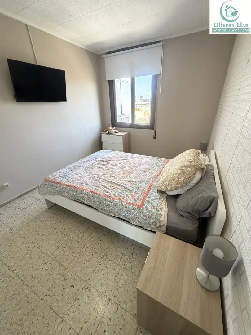 Dormitori de Pis en venda en Viladecans amb Forn i Balcó