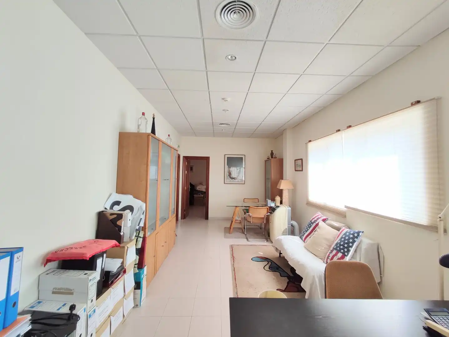 Sala de estar de Oficina en venta en Berrioplano / Berriobeiti con Aire acondicionado, Calefacción y Amueblado