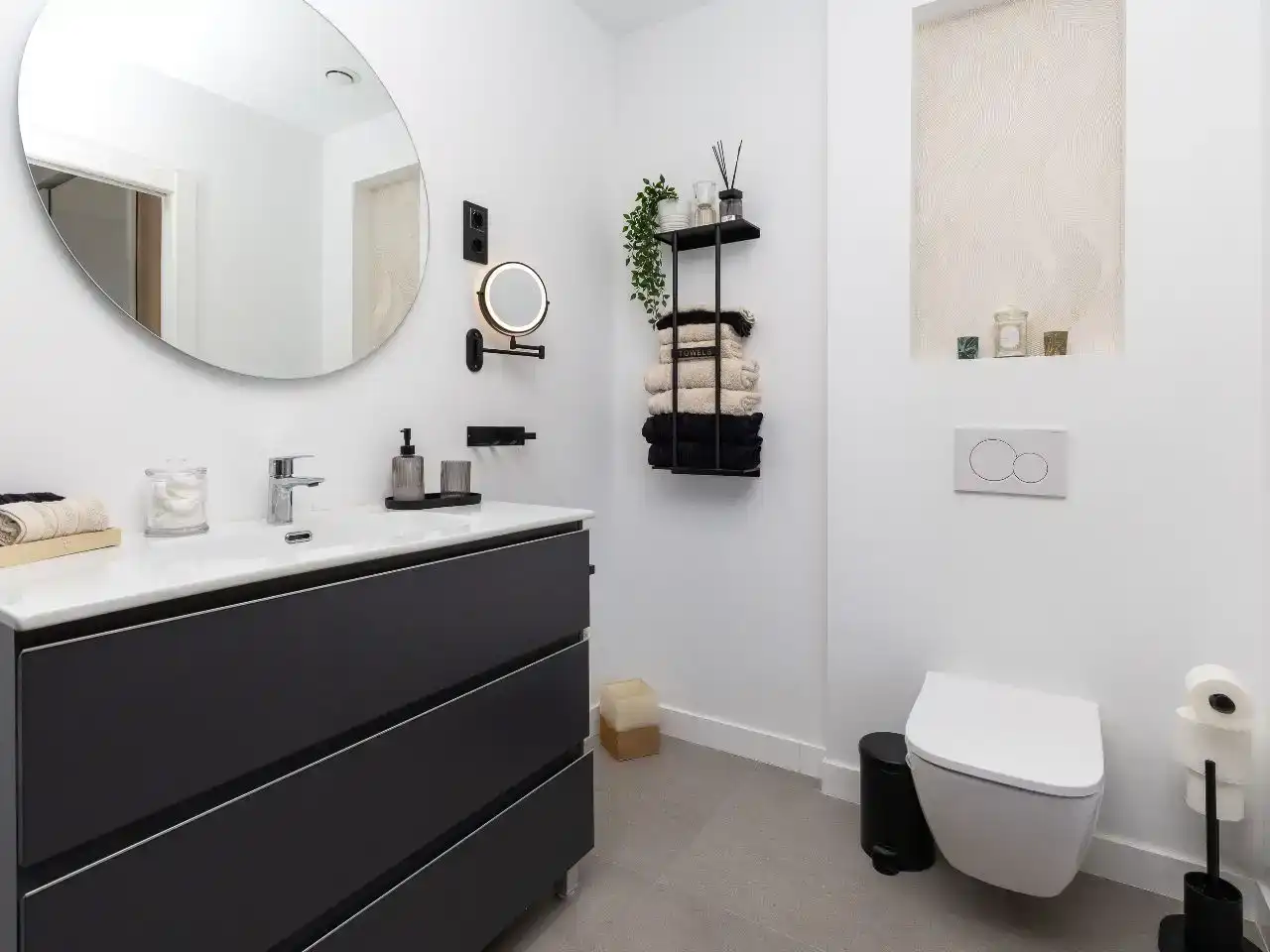Bathroom of Detached homes for rent in Antigua  with Air Conditioner and Swimming Pool