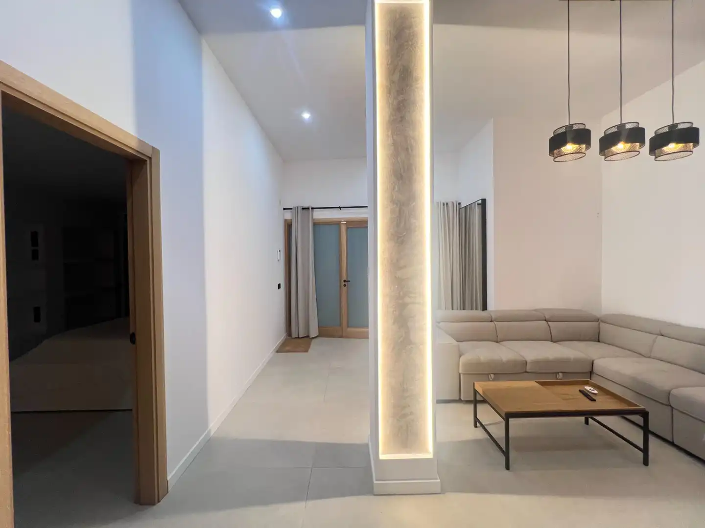 Ground floor for sale in Inca  with Air Conditioner and Furnished