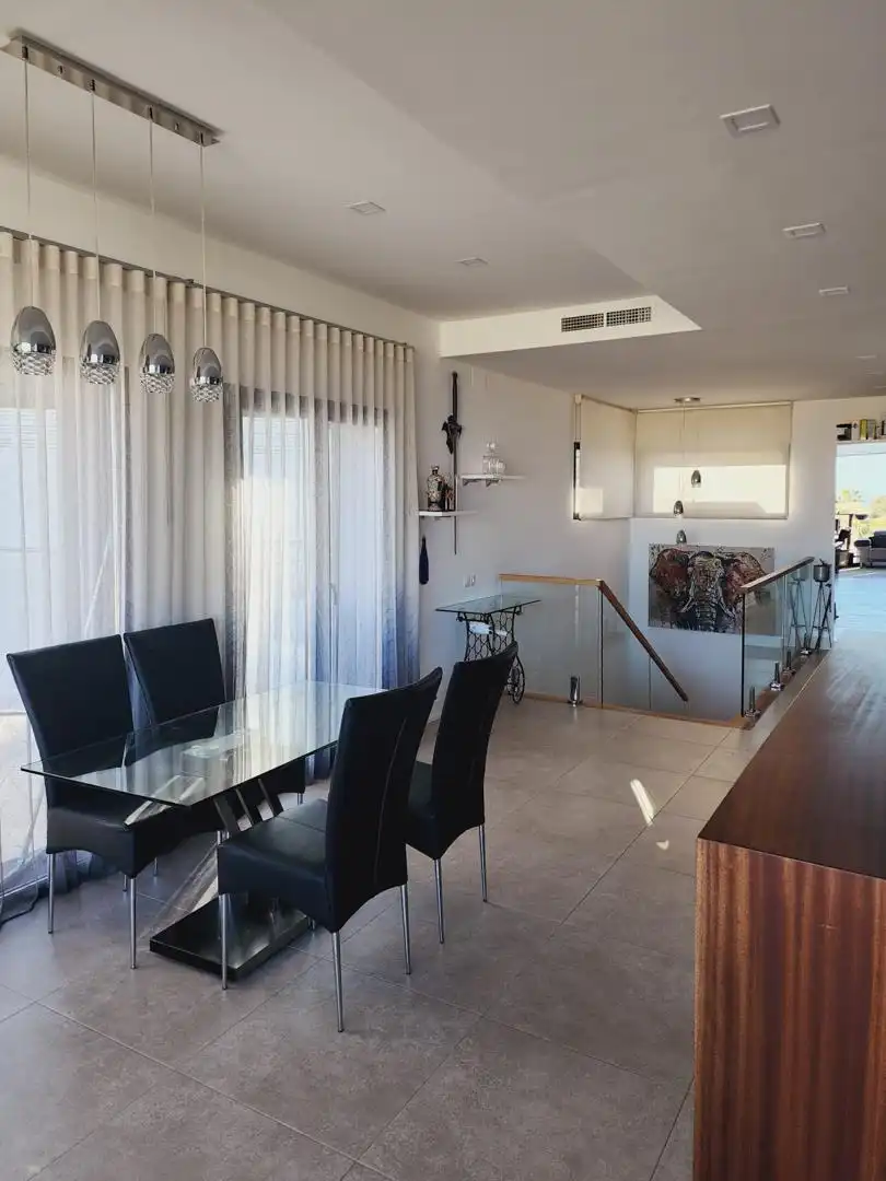 Chalet con piscina en venta en Cumbre del Sol, imagen 8