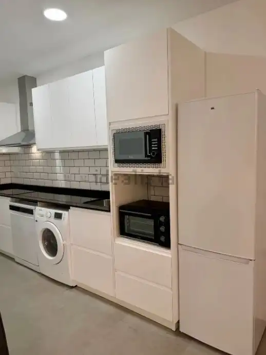 Cocina de Estudio de alquiler en Sagunto / Sagunt con Amueblado, Horno y Lavadora