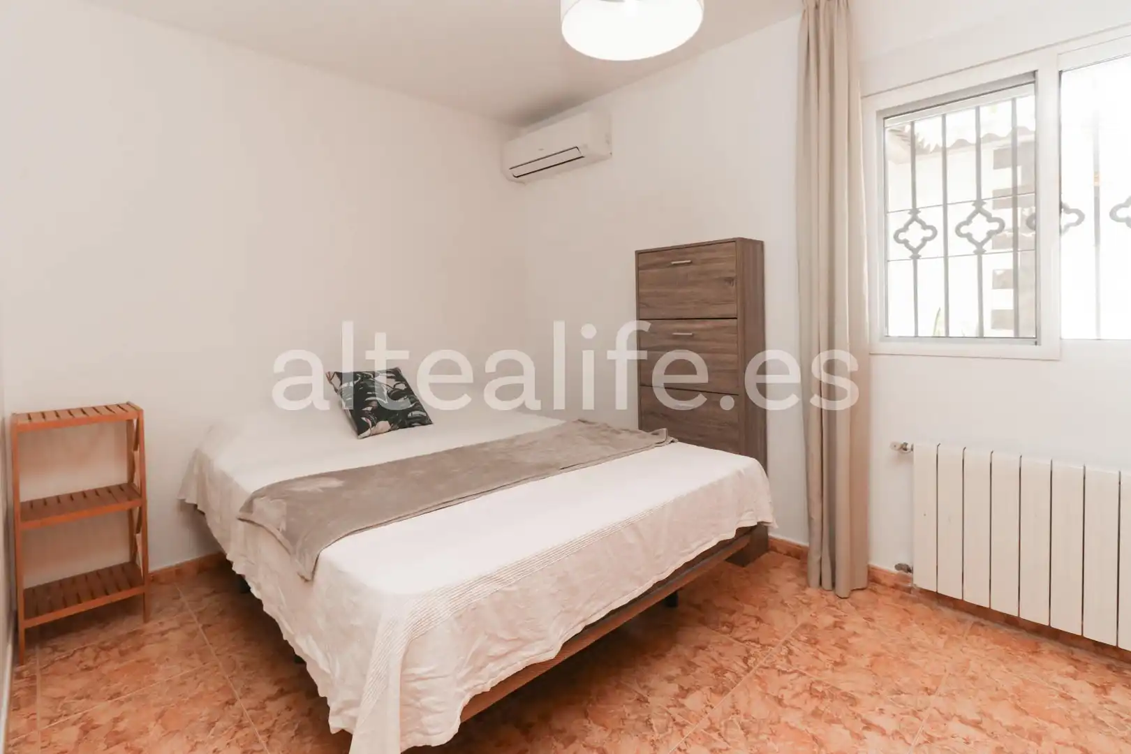 Casa o xalet de lloguer a Calle Londres, El Tossal - Bello Horizonte