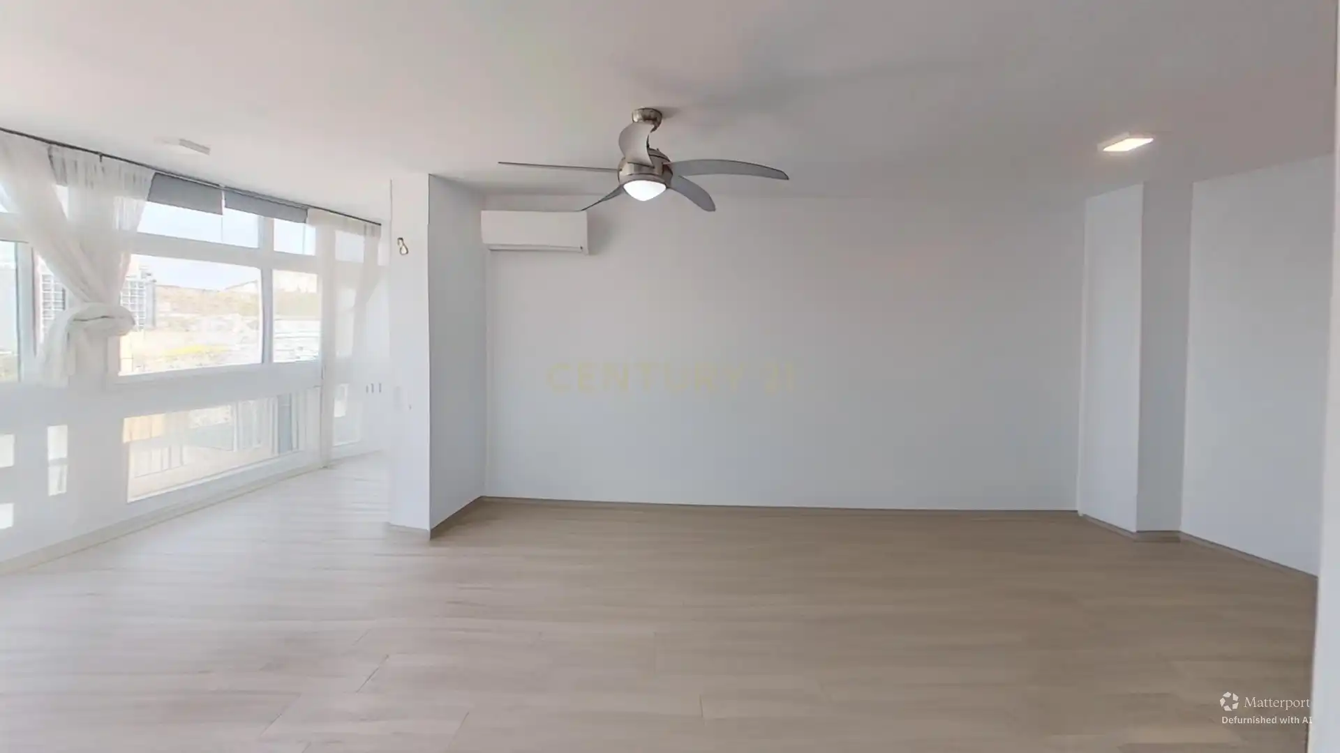 Apartamento con piscina en venta en Torrequebrada, imagen 29