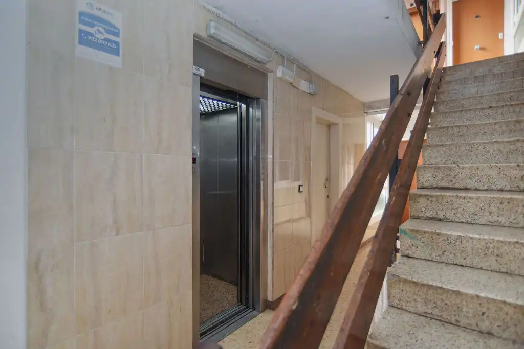 Piso en venta en C/ Pedraforca, Ciutat Meridiana