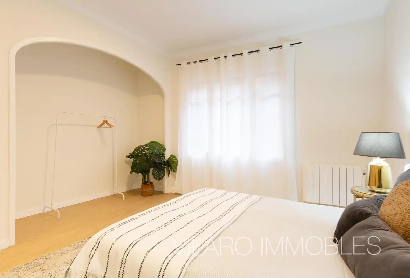 Dormitori de Casa adosada en venda en Terrassa amb Calefacció, Parquet i Terrassa