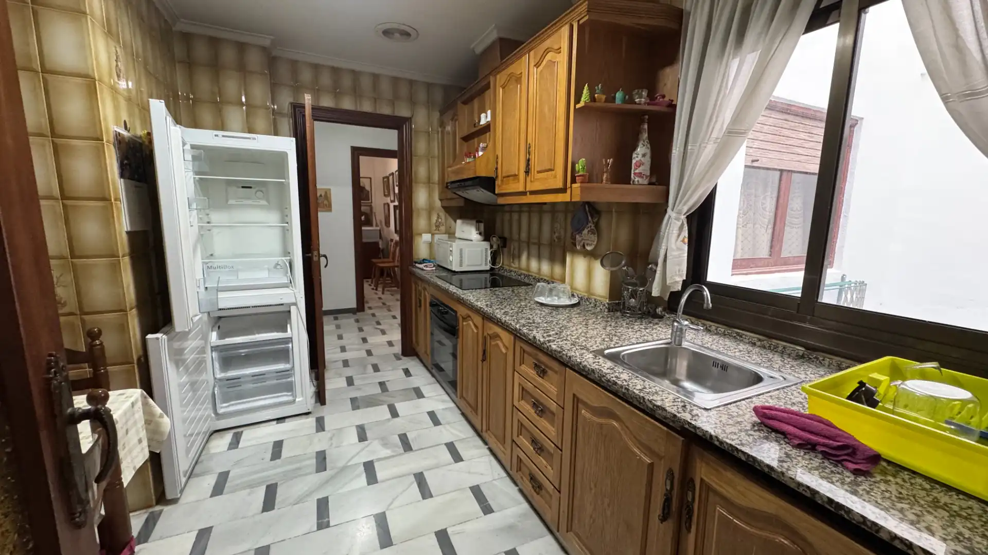 Cocina de Piso en venta en Dolores con Amueblado, Horno y Lavadora