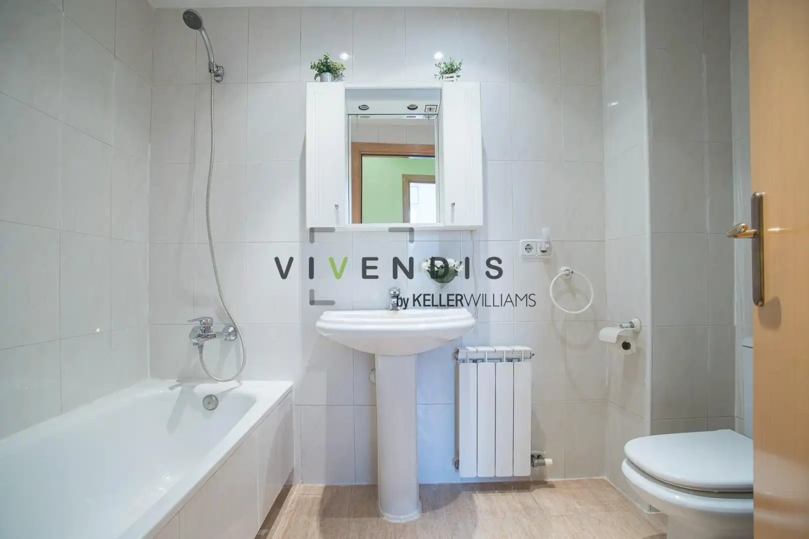 Bathroom of Flat for sale in Sant Andreu de la Barca