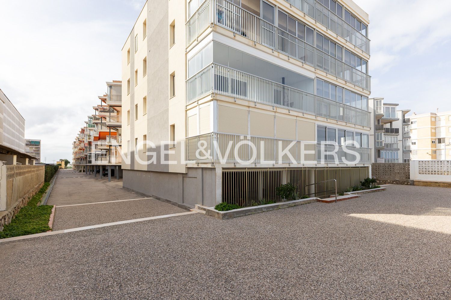 Vista exterior de Pis en venda en  Valencia Capital amb Calefacció i Balcó