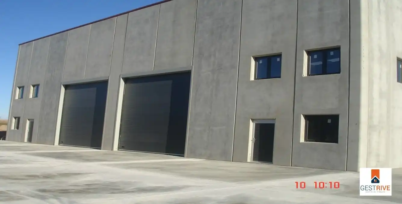 Nave industrial en venta en Calle N. 69 22, imagen 2