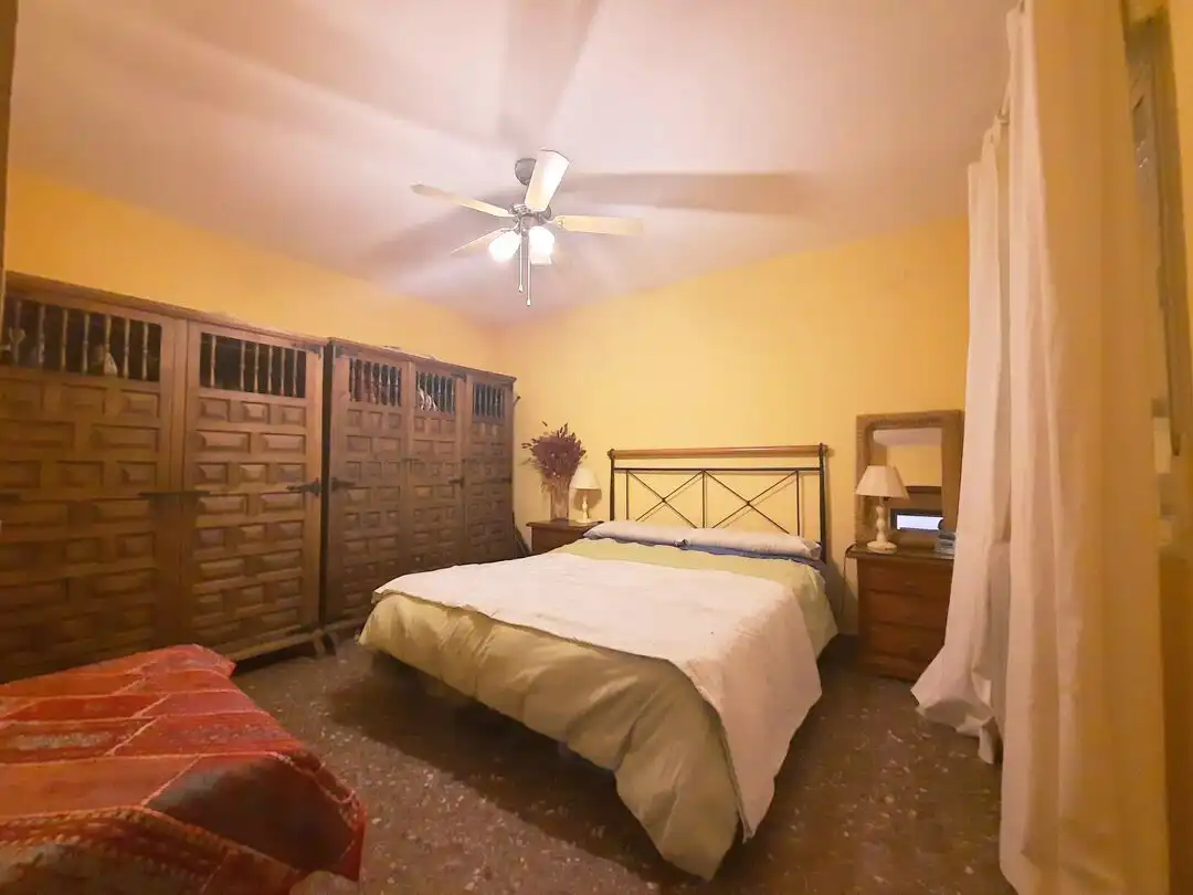 Schlafzimmer von Haus oder Chalet zum Verkauf in Escalona mit Heizung, Privatgarten und Abstellraum