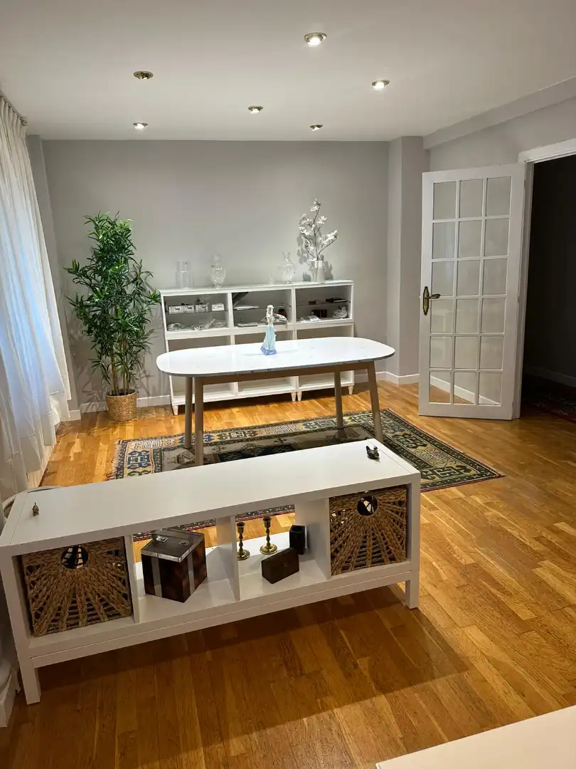 Flat for rent in Avenida del Arlanzón, Villa Pilar