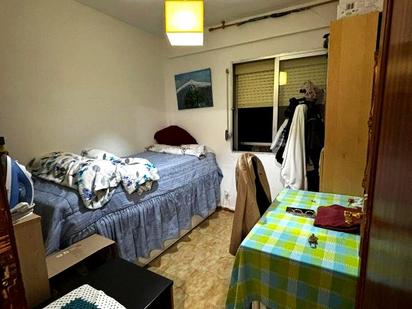 Bedroom of Flat for sale in  Madrid Capital