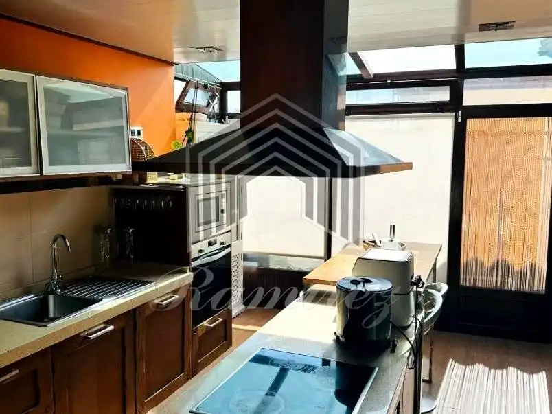 Cuina de Casa o xalet en venda en Chiclana de la Frontera amb Piscina
