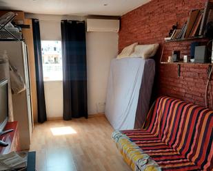 Bedroom of Study to rent in  Barcelona Capital  with Air Conditioner