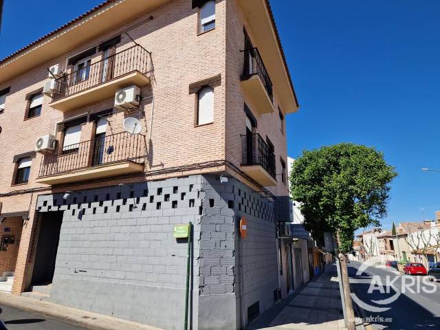 Local comercial en Alquiler en Teodoro Pérez Y Pérez en Bargas