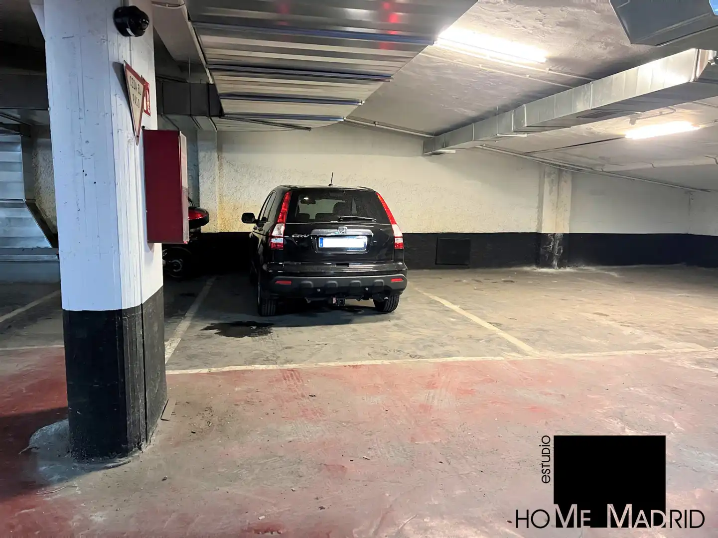 Einzelparkplatz mit Aufzug zum Verkauf in Calle de la Infanta Mercedes, imagen 2