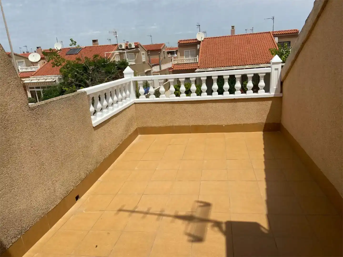 Terraza de Dúplex de alquiler en Pilar de la Horadada con Aire acondicionado, Trastero y Amueblado