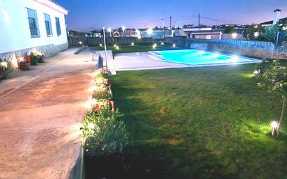 Piscina de Casa o xalet en venda en El Puerto de Santa María amb Aire condicionat, Jardí privat i Traster