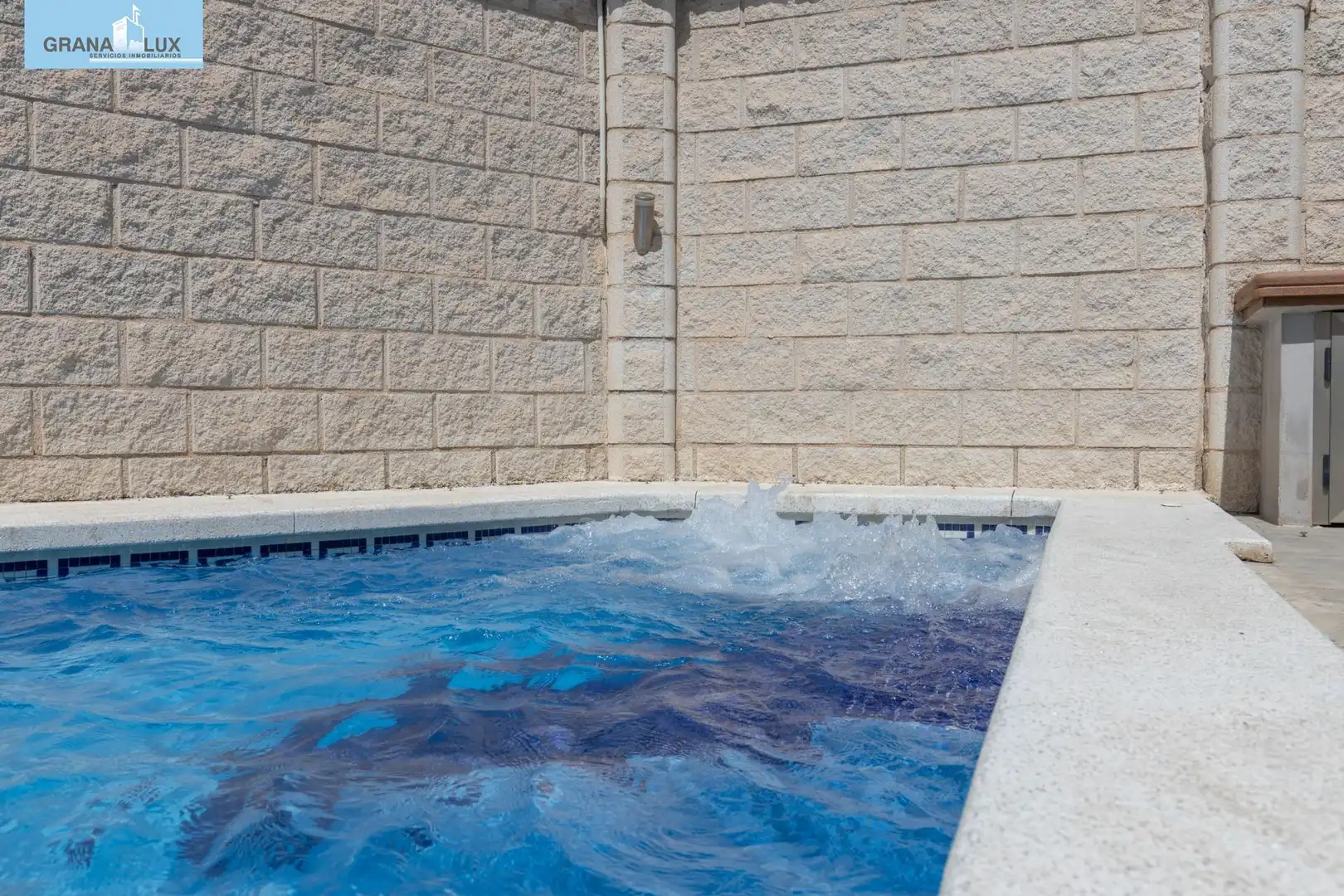 Casa amb piscina en venda a Avenida Parque García Lorca, imagen 9