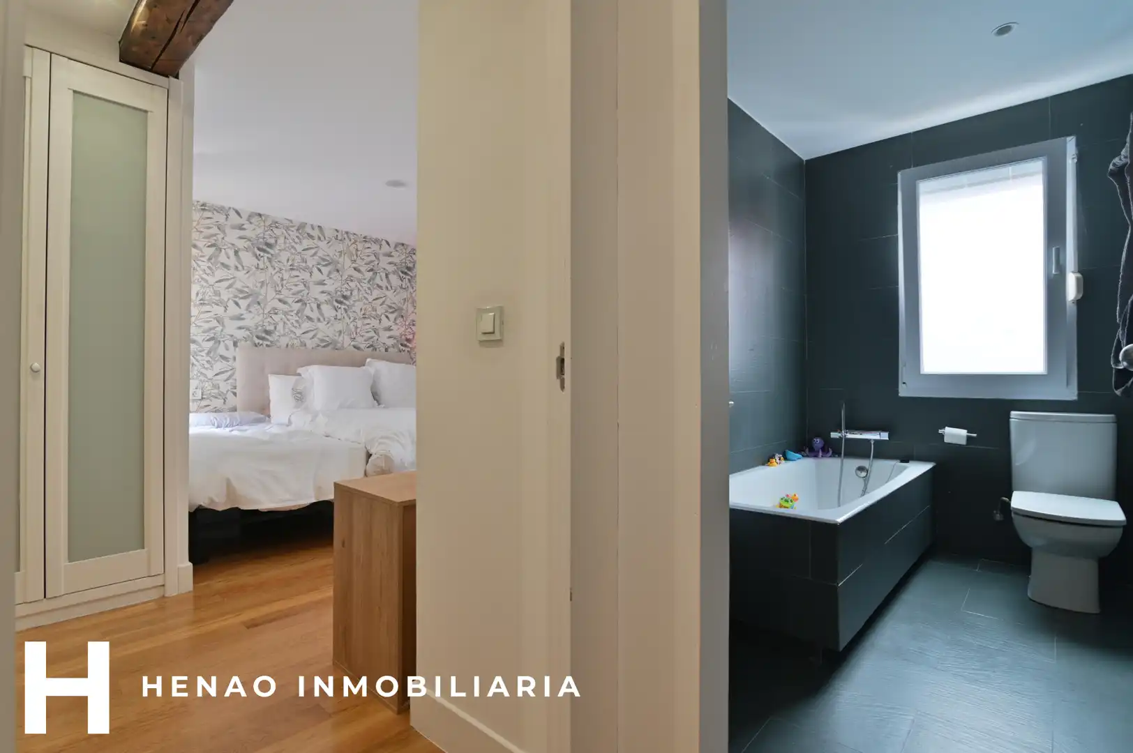 Bathroom of Flat for sale in Bilbao   with Heating, Parquet flooring and Furnished