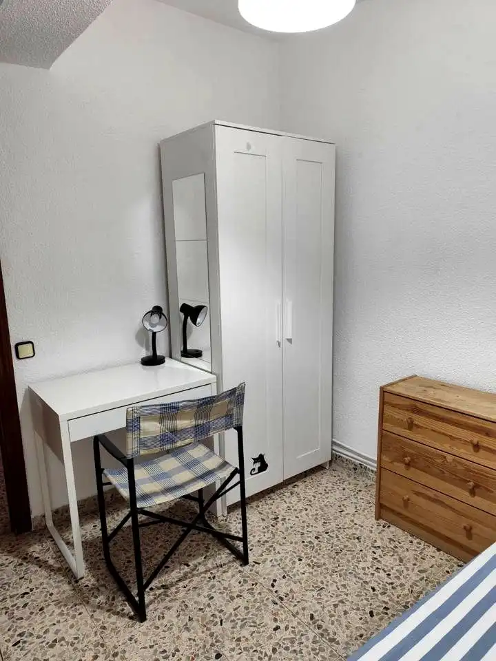 Appartamento con terrazza in affitto a Calle Daoiz, imagen 5