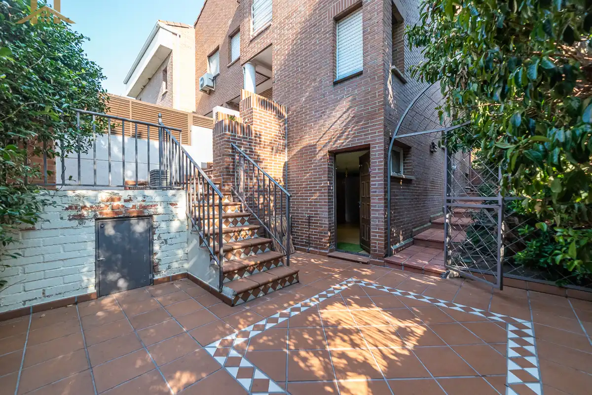 Terrassa de Casa o xalet en venda en Móstoles amb Aire condicionat, Calefacció i Jardí privat