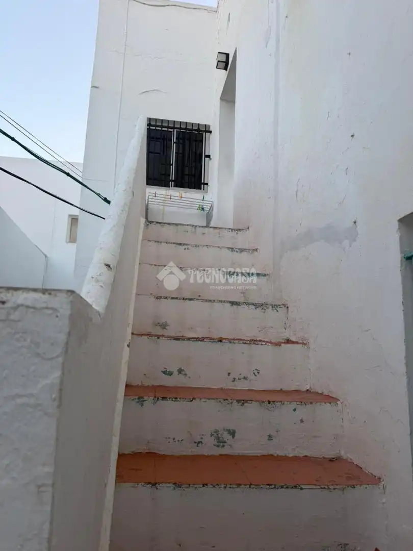 Casa adosada en venta en Conil