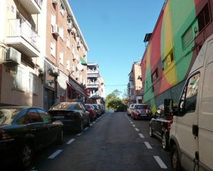 Vista exterior de Pis en venda en  Madrid Capital amb Terrassa i Balcó