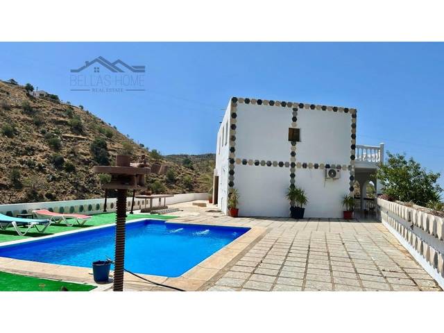 Casa-chalet en Alquiler en CUESTA GITANA en Torrecuevas - Lomas del Gato