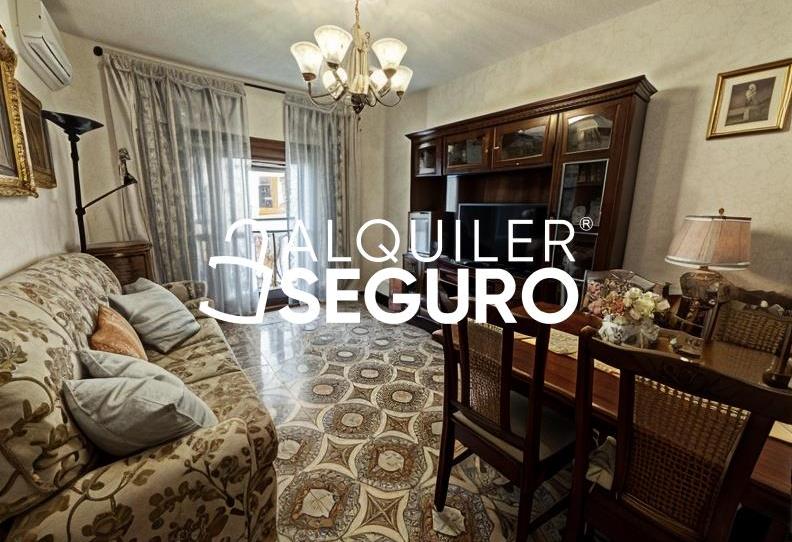 Foto 1 de Piso de alquiler en Ramón Lujan, Almendrales, Madrid