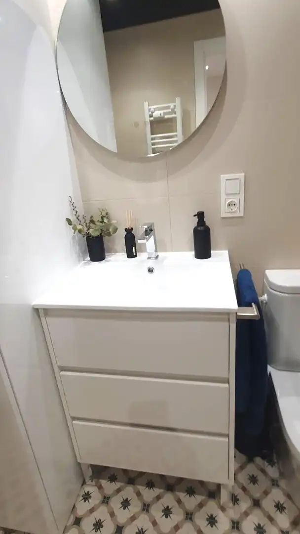 Baño de Apartamento de alquiler en Oviedo  con Calefacción y Amueblado