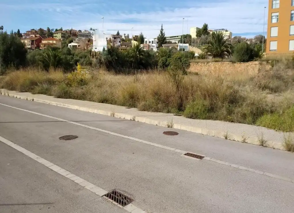 Terreny residencial en venda a Calle Viena, imagen 3