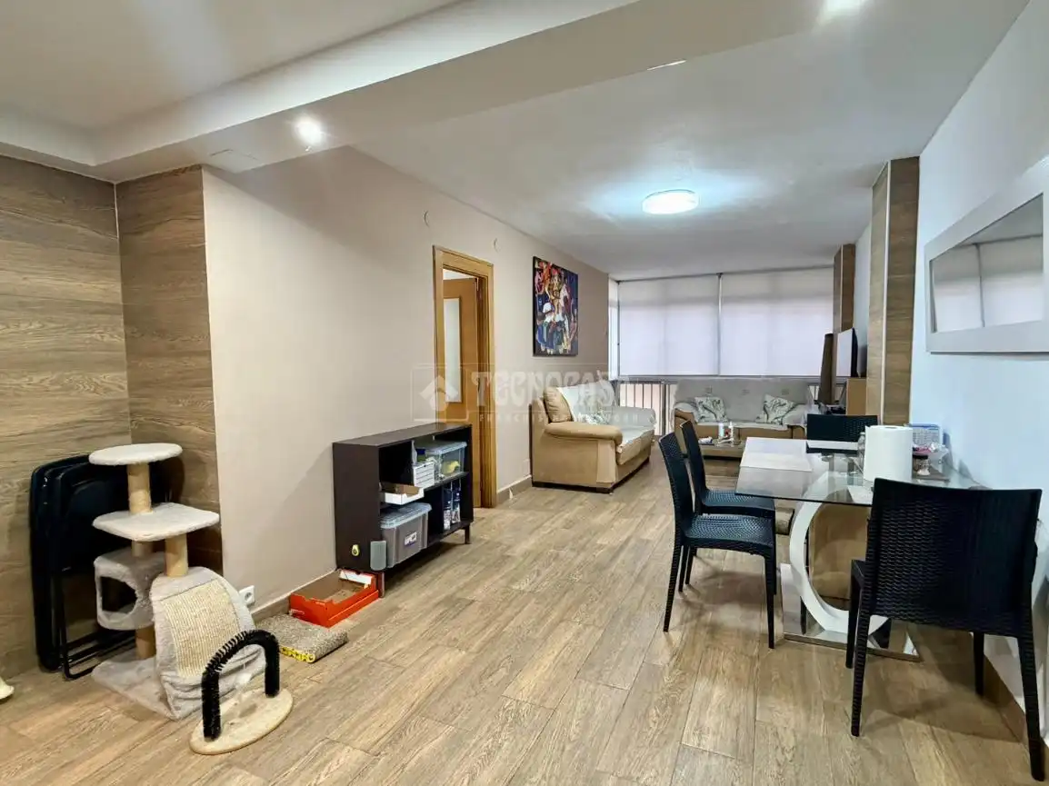 Living room of Flat for sale in Mijas  with Heating, Parquet flooring and Terrace