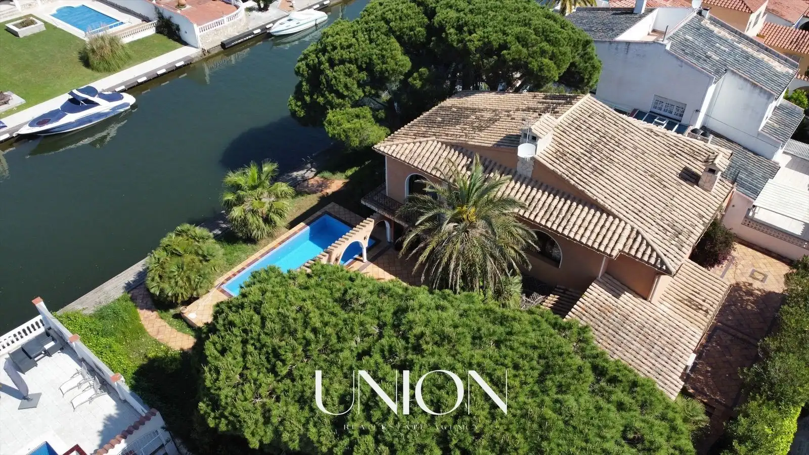 Chalet con piscina en venta en Requesens, imagen 13