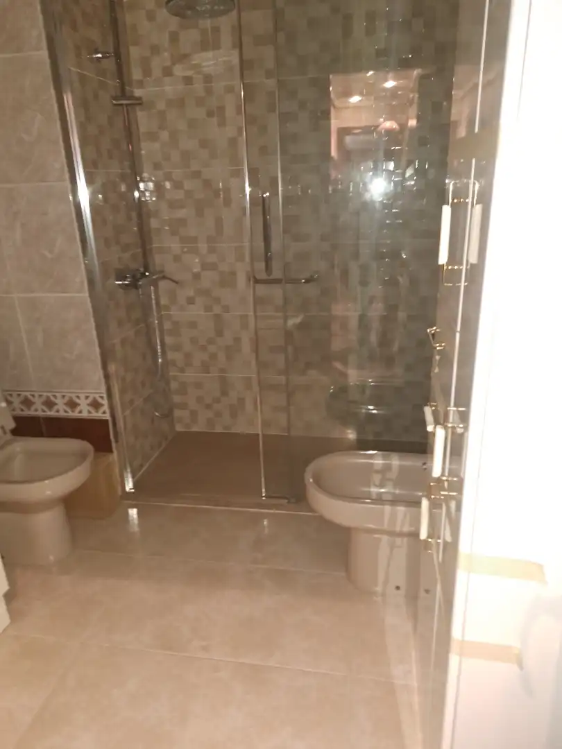Bany de Pis en venda en Valencia amb Aire condicionat