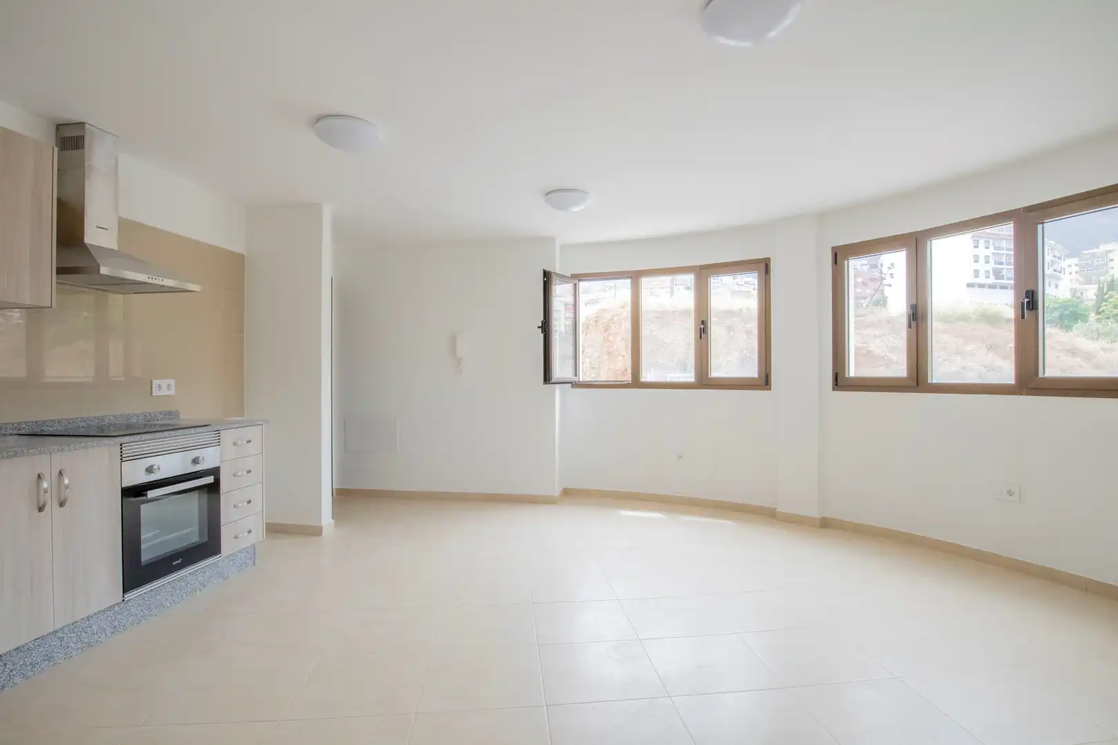 Flat to rent in SAPUR, imagen 4